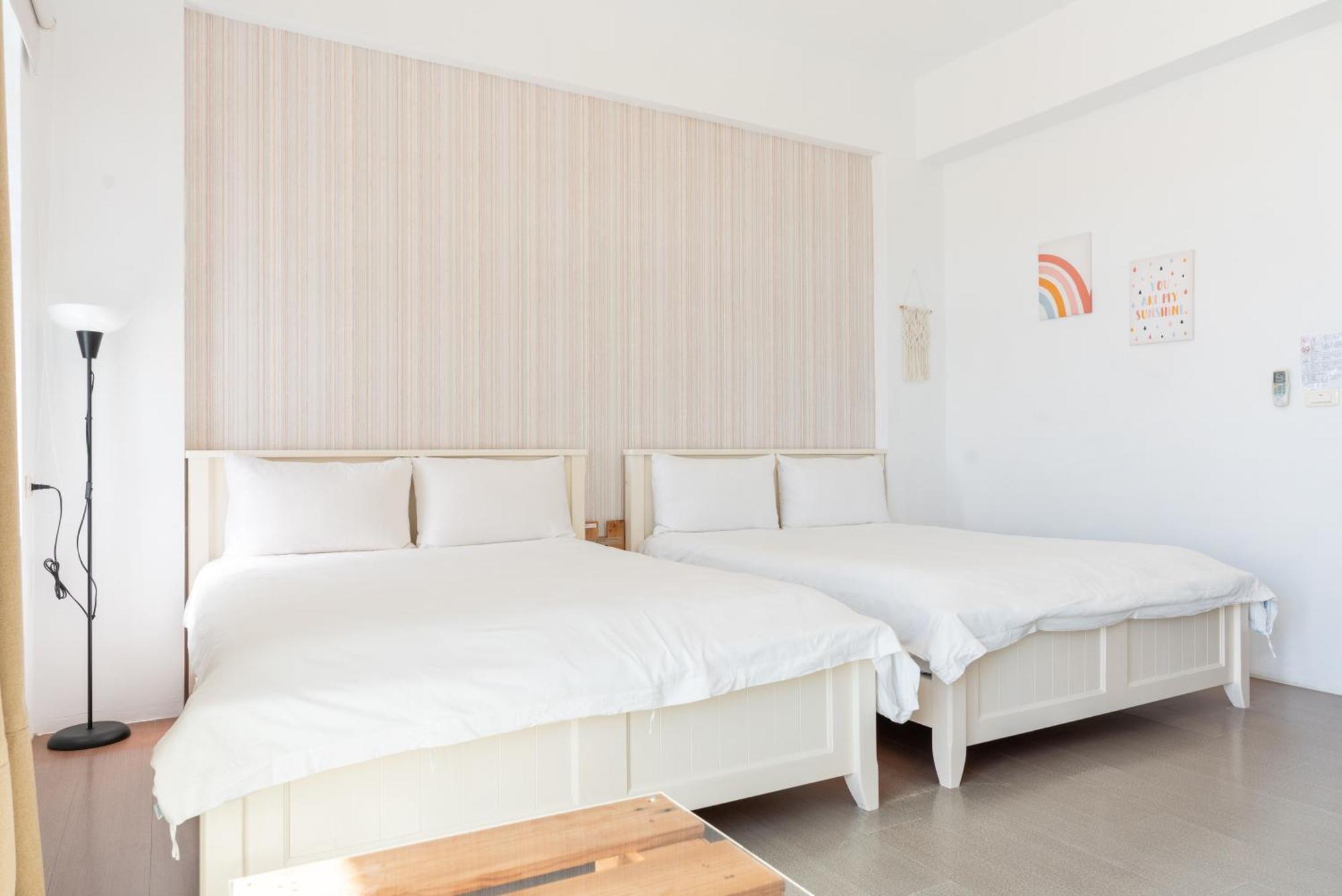 Moonlit Corner Apartment Taitung Екстериор снимка